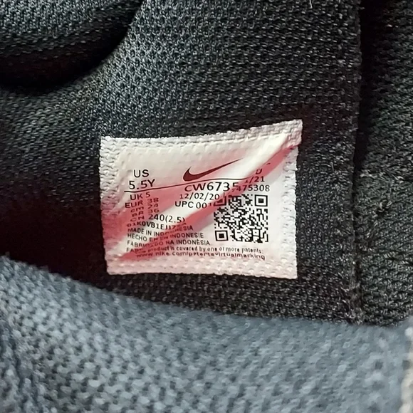 Nike, tennis shoes, bright red w/ black swoosh, youth size 5.5 - Picture 8 of 9